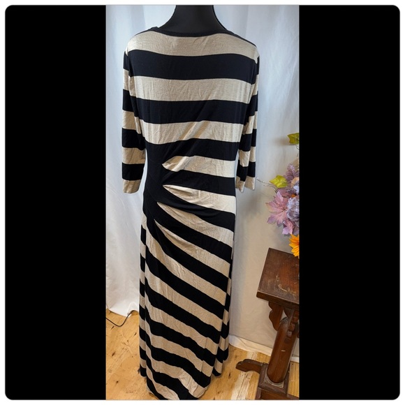 Calvin Klein Black Tan Stripe Maxi Dress 3/4 Sleeve Stretch Size 12 - Picture 3 of 7